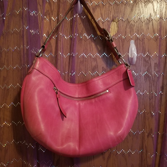 Coach Handbags - Coach purse